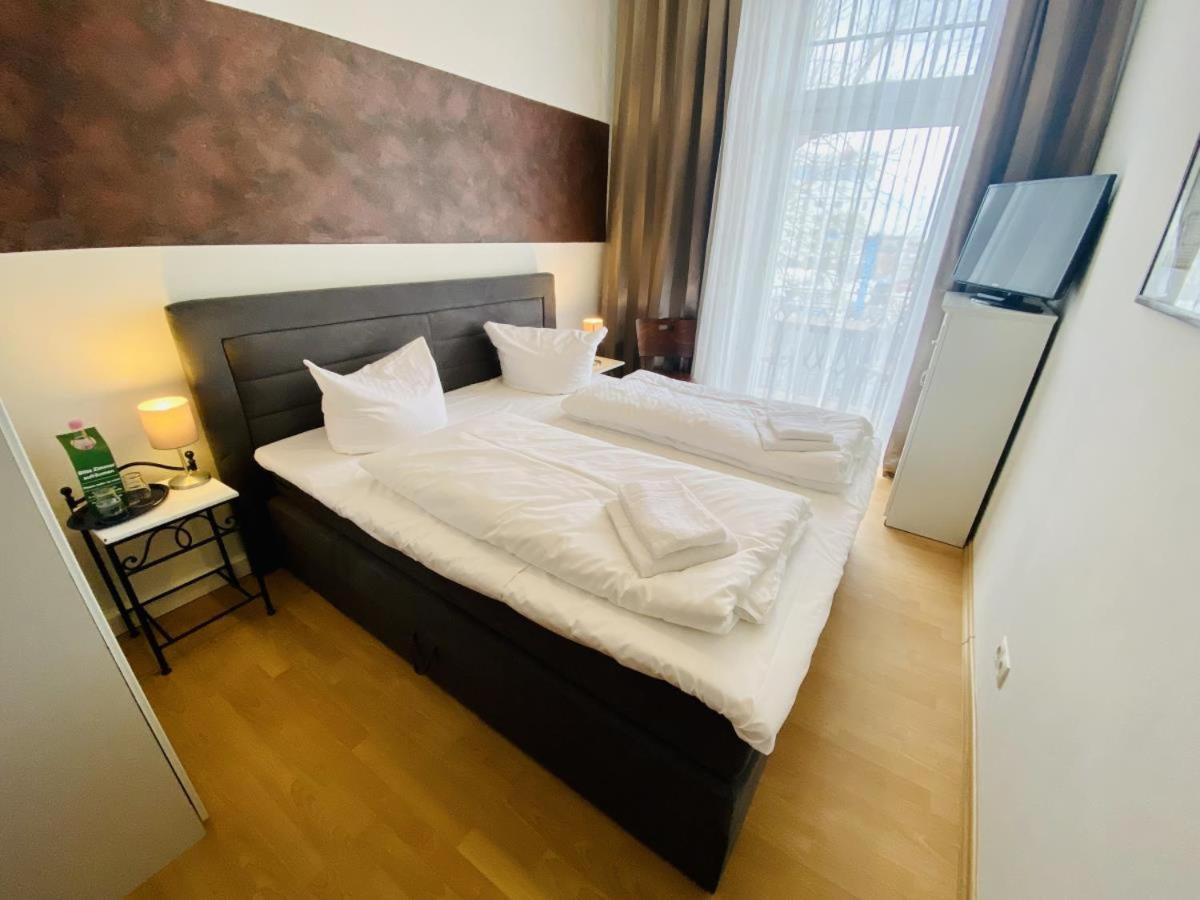 Holiday home Doppelzimmer Rondell, Direkt Am Alten Strom *